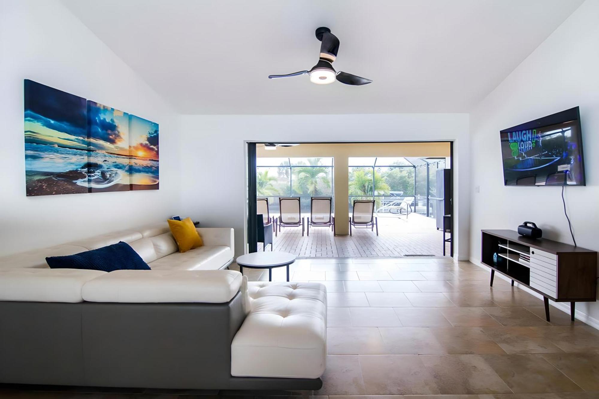 House With A Boatyour Private Waterfront Resort بورت شارلوت المظهر الخارجي الصورة